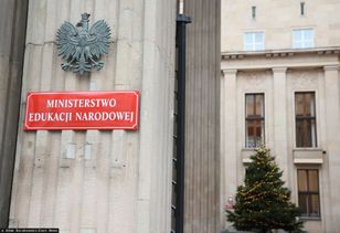 "Komedia omyłek". Laureaci o konkursie MEN