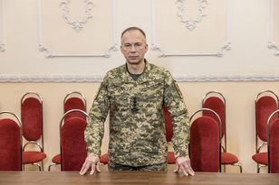 Zelensky Fires Syrskyi, Appoints Gen. Drapatyi as New Ukraine Army Chief