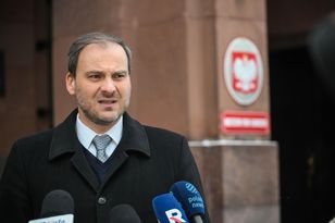 Azyl dla dwóch Polaków na Węgrzech. MSZ wzywa ambasadora