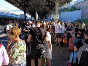 Travellers outraged by 4.50 zł toilet fee at Polish train stations