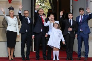 "Poniosą odpowiedzialność". Prokuratura o znieważaniu córki prezydenta