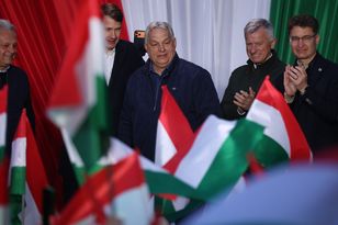 Wiec Viktora Orbana. Młodzi wyborcy: "Przyszliśmy go pożegnać"