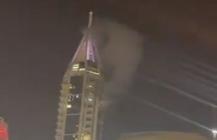 Dubaj znów w ogniu. Odłamki spadły na popularny wieżowiec