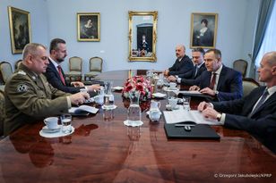 Rozmowy Nawrockiego z Kosiniakiem-Kamyszem. Szef BBN odsłania kulisy