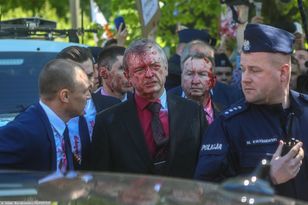 Oblała syropem rosyjskiego ambasadora w Warszawie