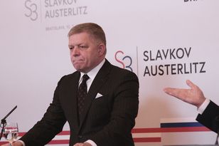 Ropa nie płynie na Słowację. Kijów znów przesuwa termin