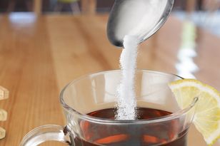 Xylitol vs erythritol: which sweetener is better and when?
