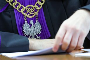 Przez cztery lata gwałcił małoletnią. Przestępca seksualny skazany