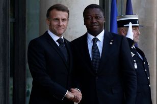 Rosja rozszerza wpływy w Afryce. Spotkanie Macrona nie pomogło