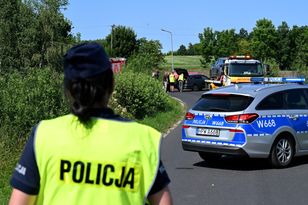 Dramat pod Wołominem. Wjechał hulajnogą pod pociąg