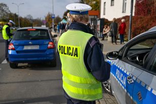 Nowy trend wśród kierowców. Odmawiają przyjęcia mandatu