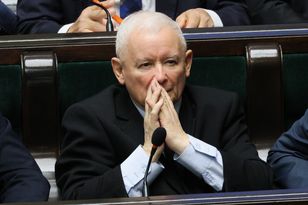 Nowe wieści o prezesie PiS. gwałtownie nie wróci do domu