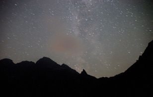 Meteory Eta Akwarydy. Kulminacja aktywności 6 maja