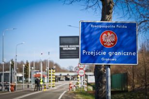 Tourists stray into Polish-Russian border zone, risking serious legal consequences