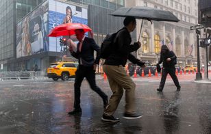Gwałtowne ulewy i burze sparaliżowały Nowy Jork i okolice Chicago