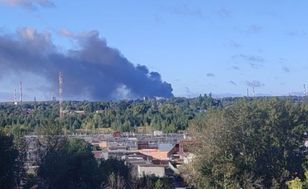 Zmasowany atak dronów. Płonie duża rosyjska rafineria