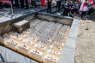 Uroczystości na Wołyniu. Pochowano szczątki 55 polskich ofiar zbrodni
