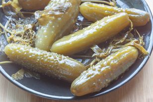 Pickled cucumbers turning soft and hollow? Avoid this mistake before fermentation