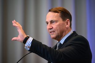 Sikorski z apelem do Nawrockiego. Mocne nawiązanie do tragedii pod Smoleńskiem