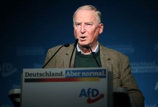 Wyrzucili go z hotelu. Skandal z politykiem AfD