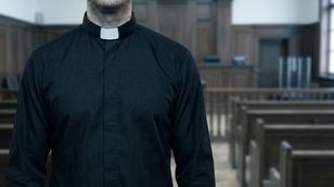Ponad 300 zarzutów. Wśród oskarżonych ksiądz z Mazowsza