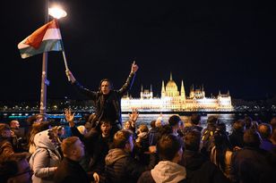 "Wygrała demokracja". Niemiecka prasa z ulgą o klęsce wyborczej Orbana