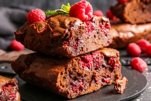Kiedy powiedziałam mamie, co dodałam do brownie, nie uwierzyła. Teraz serwuje to samo ciasto na imprezach