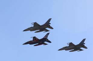 Turcja wysyła sąsiadowi sześć F-16. W tle incydent z irańskim dronem