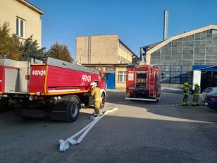 Pożar w hucie szkła w Jaśle. Doszło do wycieku