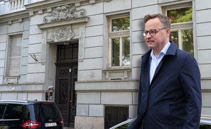 On też uciekł z Węgier? Byliśmy pod mieszkaniem Romanowskiego