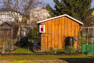 Boją się, iż deweloper zabierze im działki. Działkowcy dostają pisma