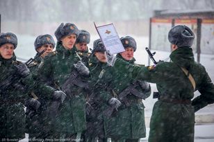 Będą zmiany w armii? Putinowi potrzebni są żołnierze