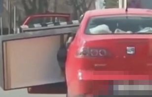 Brawura 56-latki. Policja nie doceniła pomysłu, jest mandat