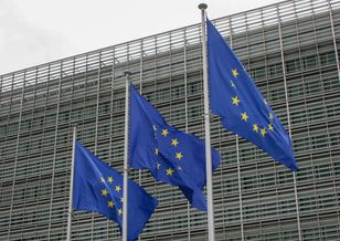 Wydawcy ponaglają Komisję Europejską ws. Google. "Każdy dzień jeszcze bardziej osłabia rentowność"