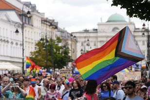 Parada Równości w Warszawie. Uczestnicy przeszli ulicami stolicy