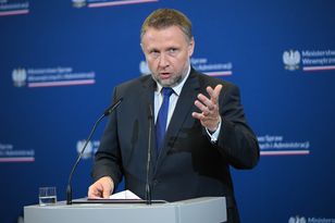 Kierwiński pozywa dziennikarkę Polsat News ws. afery w Szpitalu Południowym