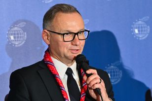 Powoływał się na wpływy u Dudy. Były prezydent "wstrząśnięty"