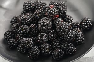 A handful of blackberries a day may sharpen the mind after 60