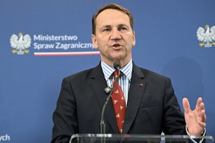 Sikorski: USA pozostaną w Europie, ale jako wsparcie z dystansu — Polska buduje drugą bazę