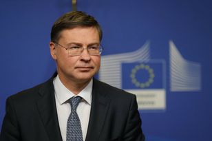 UE odpowiada na groźby Trumpa. "Zareagujemy w sposób proporcjonalny"