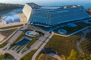 Polski Dubaj coraz bliżej otwarcia. Niemcy drżą przed inwestycją