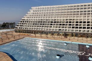 "Mały Dubaj" nad Bałtykiem przyspiesza otwarcie. Hotel wydał komunikat