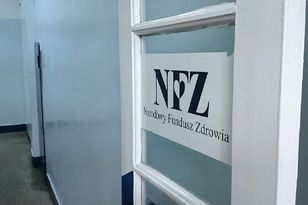 E-mail z logo NFZ. "Weryfikacja zwrotu kosztów"
