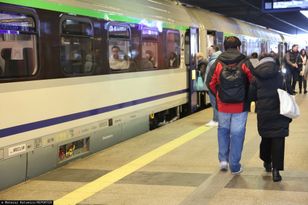 Te zachowania są zabronione w pociągu. Można zapłacić choćby 1900 zł