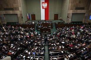 Zakaz trzymania psów na łańcuchu. Jest decyzja Sejmu