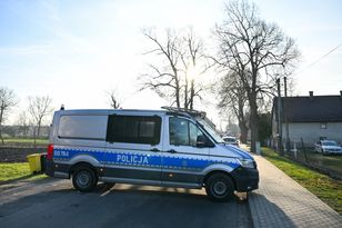 Tragedia w Lesznie. Syn znalazł ciała rodziców