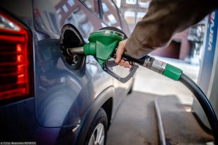 Maksymalne ceny paliw na wtorek. Jest taniej