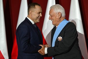 Nawrocki przyznał Order Orła Białego. "To wojownik"