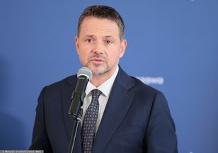 Trzaskowski interweniuje ws. PKOl. Chce wyjaśnień