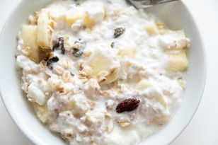 Millet porridge keeps you fuller longer than oatmeal and is gluten-free